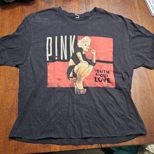 Pink 2013 Tour Shirt